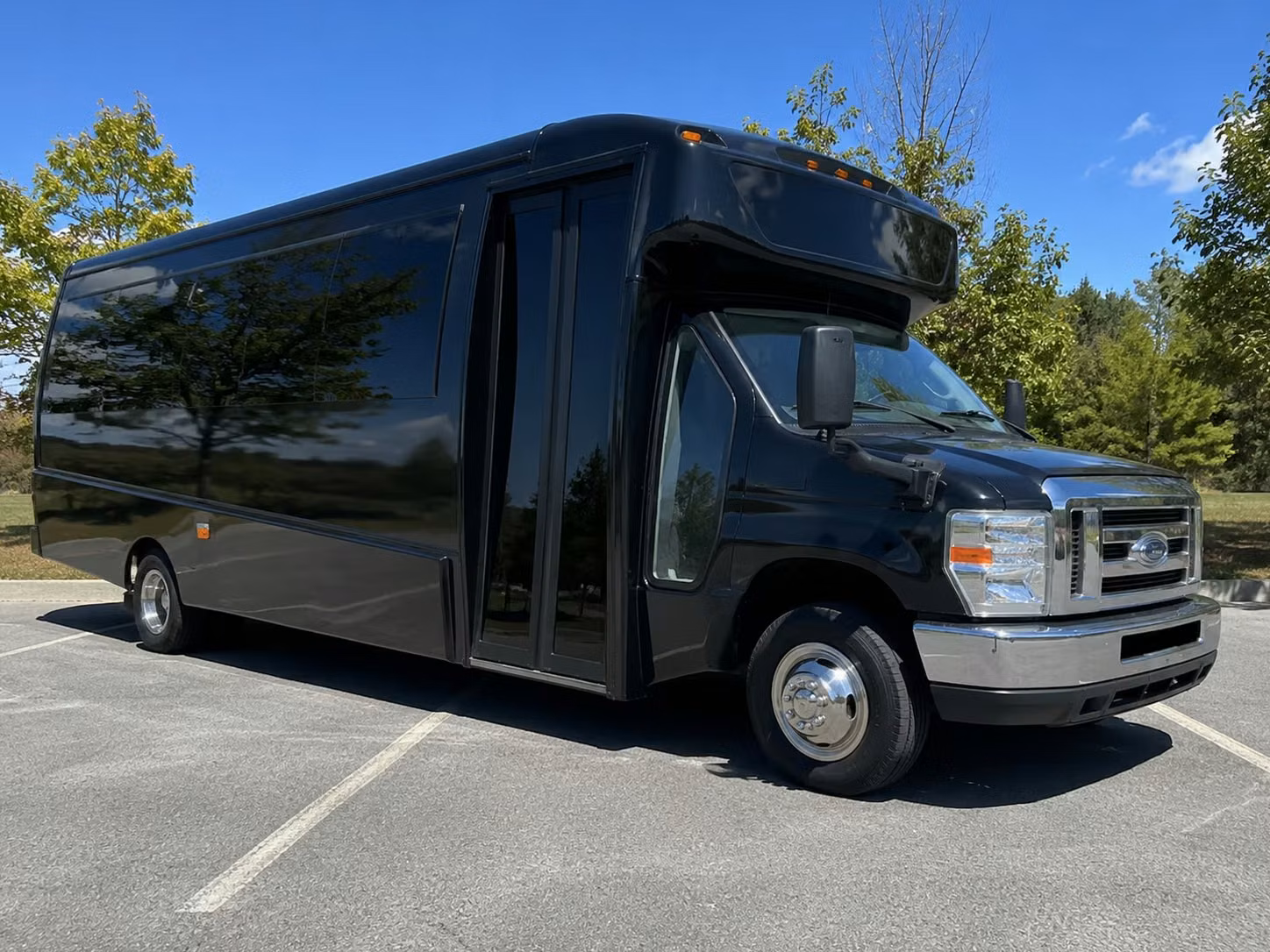 15 passenger minibus