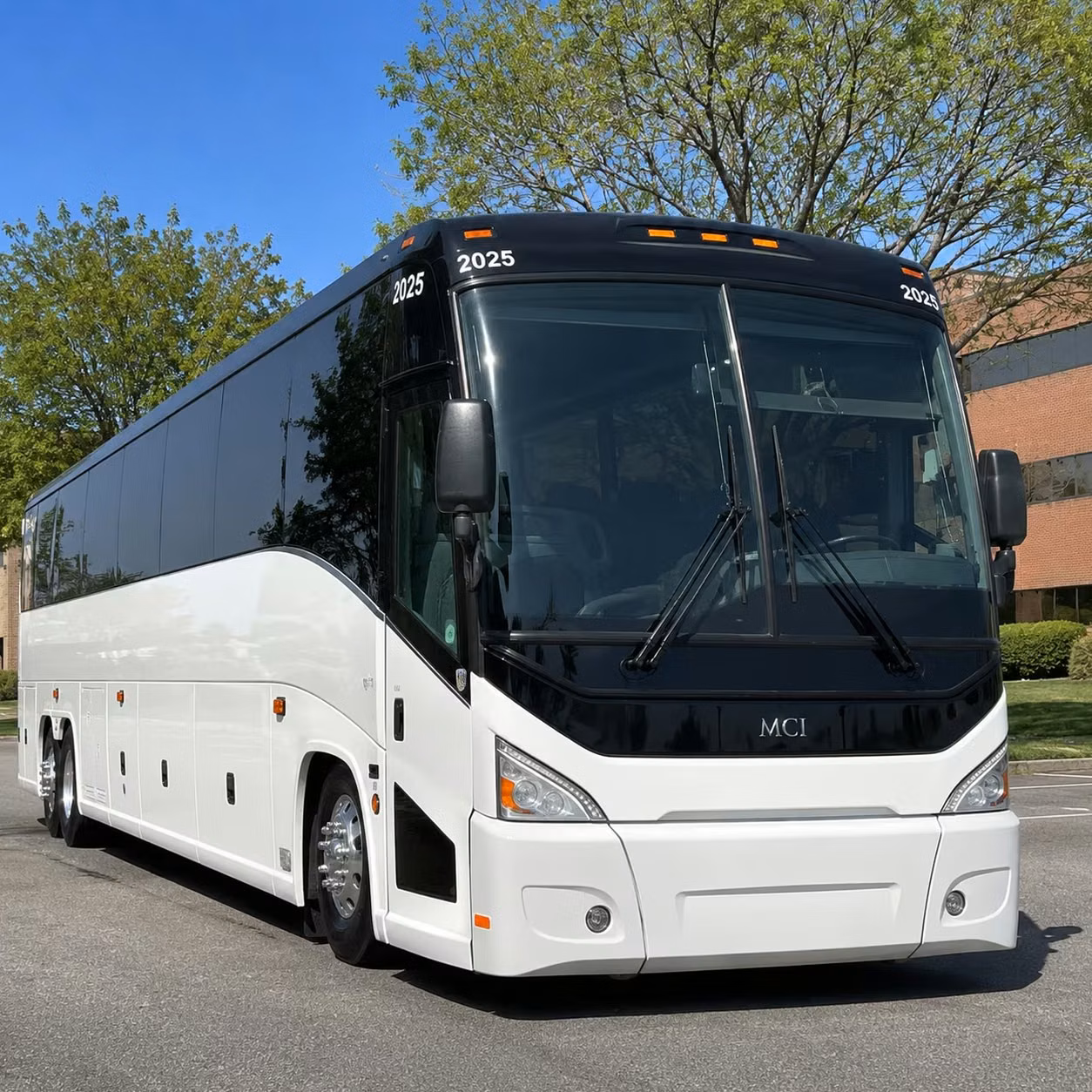 book round trip concert transportation in kansas city on your schedule