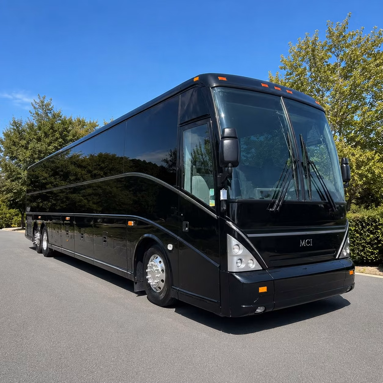 charter bus rentals for kansas city sporting events and tailgates