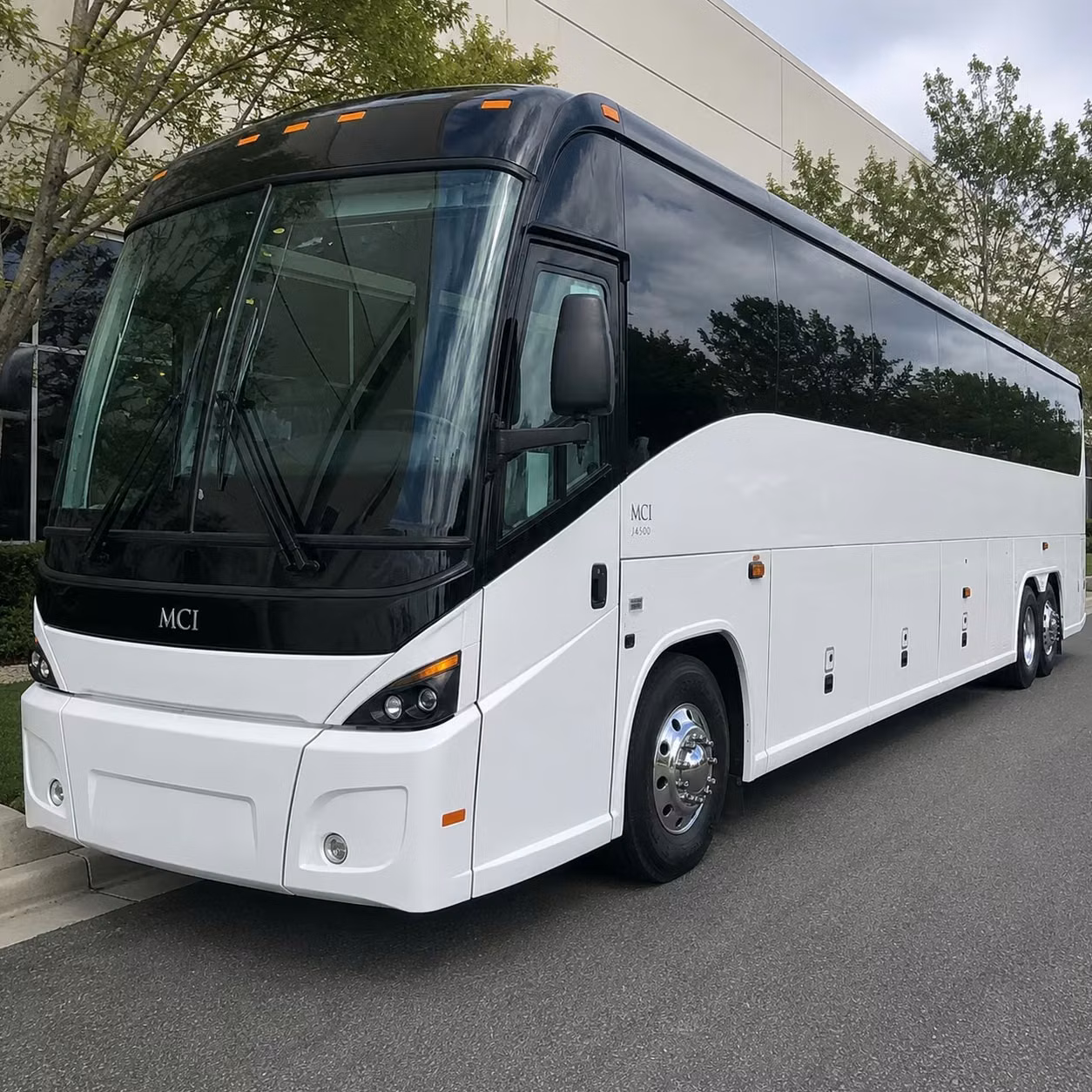 charter bus transportation to fort leavenworth and regional military installations